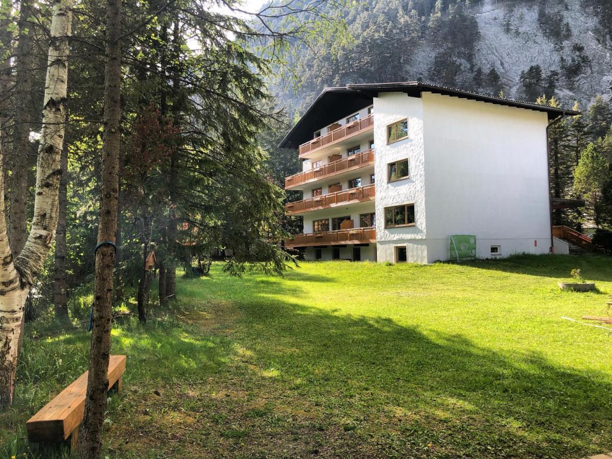 Karwendel-Lodge Шарниц Екстериор снимка