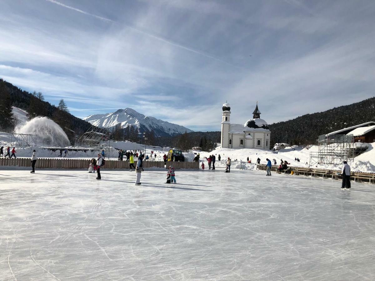 Karwendel-Lodge Шарниц Екстериор снимка
