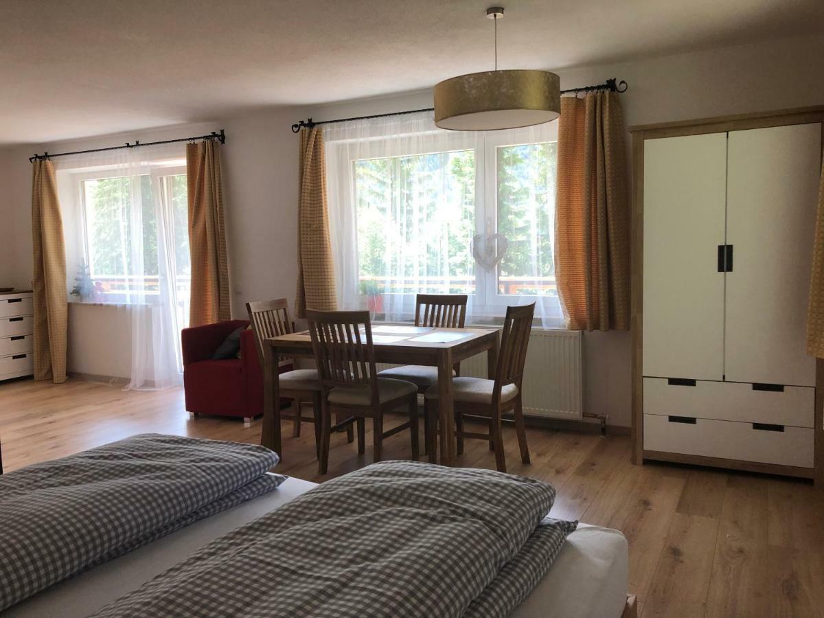 Karwendel-Lodge Шарниц Екстериор снимка